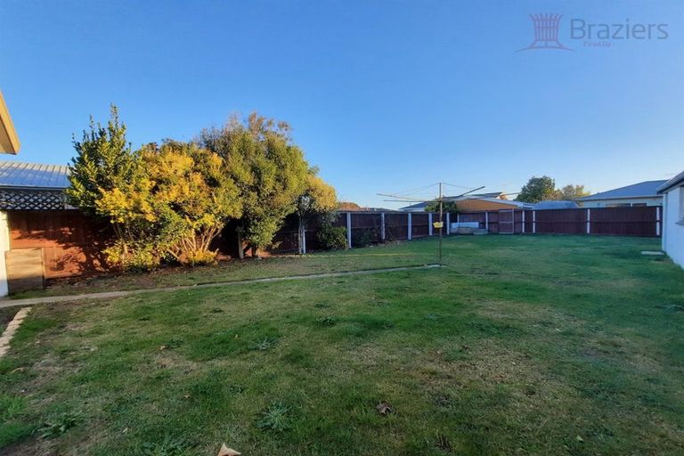 Photo of property in 37 Donnington Street, Parklands, Christchurch, 8083
