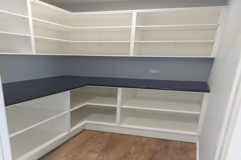 Photo of property in 32 Gilruth Road, Wallaceville, Upper Hutt, 5018