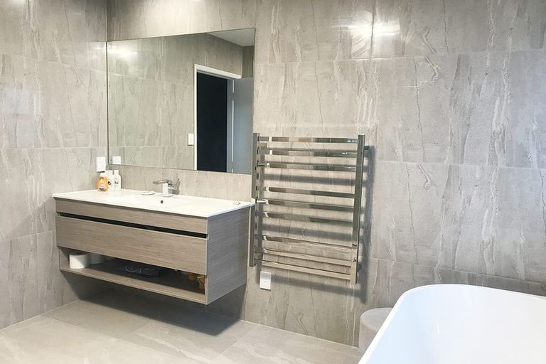 Photo of property in 11 Jaedee Court, Howick, Auckland, 2014