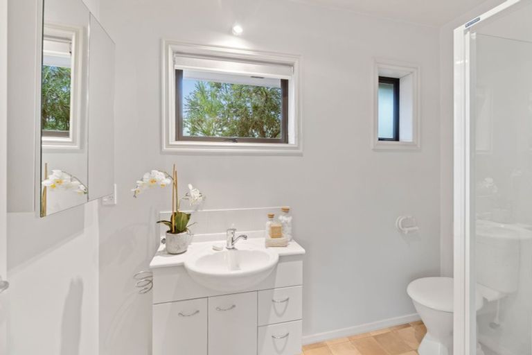 Photo of property in 308 Withells Road, Avonhead, Christchurch, 8042