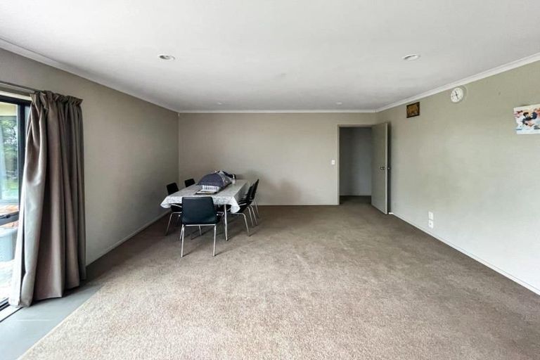 Photo of property in 8 Shirley Place, Huntington, Hamilton, 3210