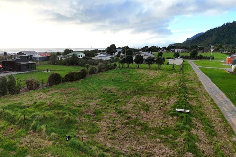 Photo of property in 1 Mumm Street, Mokihinui, Westport, 7891