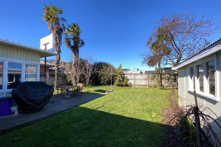 Photo of property in 2/14 Maitland Avenue, Stoke, Nelson, 7011