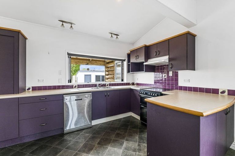 Photo of property in 278 South Road, Hawera, 4610