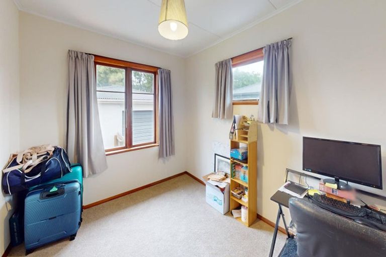 Photo of property in 6 Miles Place, Awapuni, Palmerston North, 4412