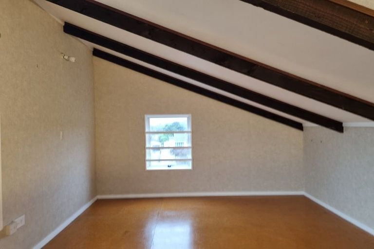 Photo of property in 37 Awatea Street, Ranui, Porirua, 5024