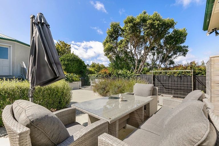 Photo of property in 3 Ogilvy Terrace, Plimmerton, Porirua, 5026