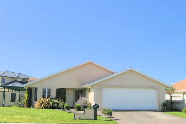 Photo of property in 67 Wairakei Avenue, Papamoa Beach, Papamoa, 3118