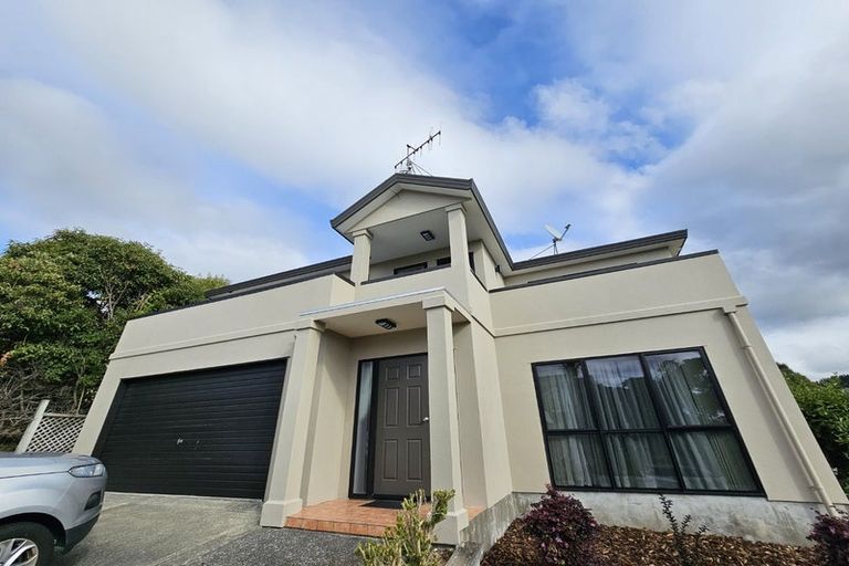 Photo of property in 4 Pilot Lane, Whitby, Porirua, 5024