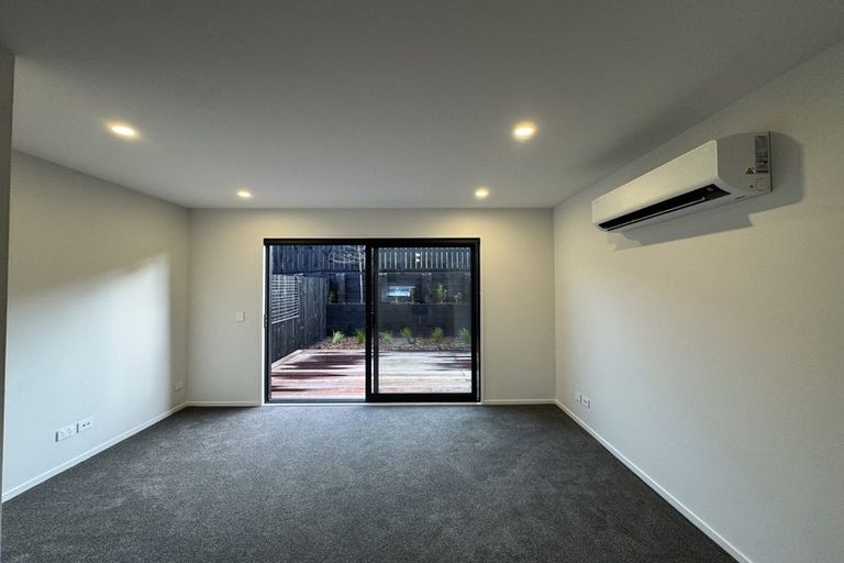 Photo of property in 8/42 Brandon Road, Glen Eden, Auckland, 0602