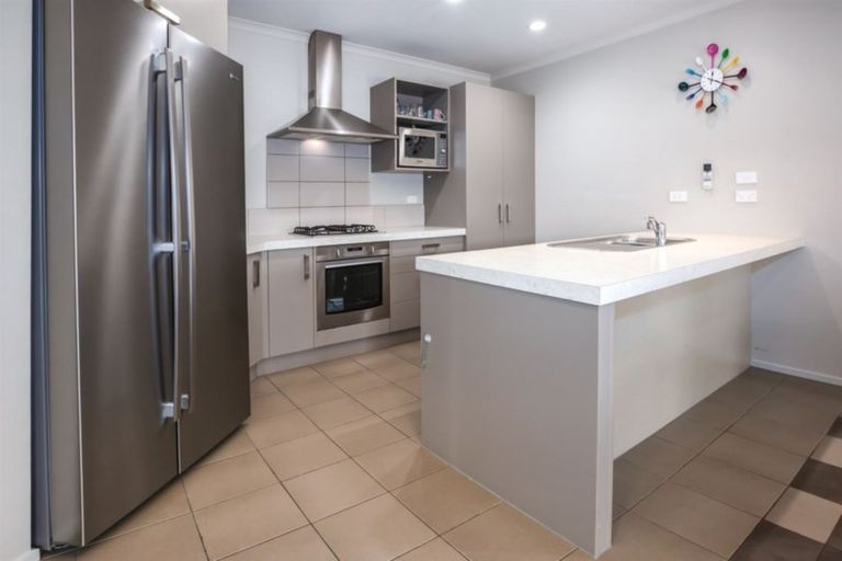 Photo of property in 54 Te Puia Drive, Aotea, Porirua, 5024