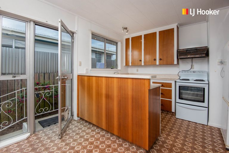 Photo of property in 13 Osmond Street, South Dunedin, Dunedin, 9012