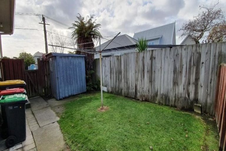 Photo of property in 1/138 Hastings Street East, Sydenham, Christchurch, 8023