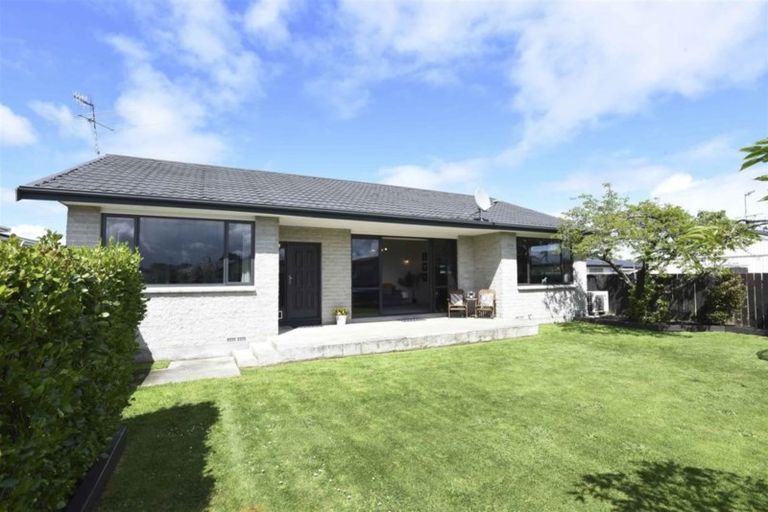 Photo of property in 52 Kildare Court, Waikiwi, Invercargill, 9810