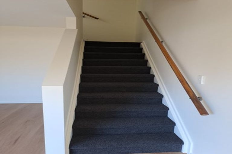 Photo of property in 9/548 Albany Highway, Albany, Auckland, 0632