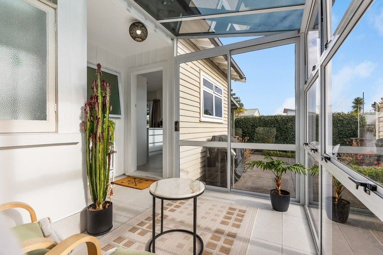 Photo of property in 46 Sanders Avenue, Westown, New Plymouth, 4310