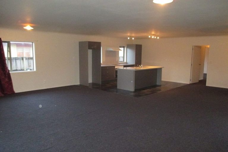 Photo of property in 6 Corsair Place, Melville, Hamilton, 3206