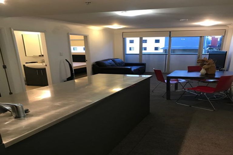 Photo of property in Monvie Apartments, 101/15 Holland Street, Te Aro, Wellington, 6011