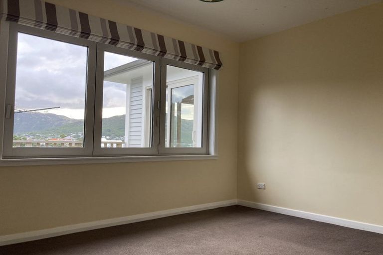 Photo of property in 11 Bankot Crescent, Ngaio, Wellington, 6035