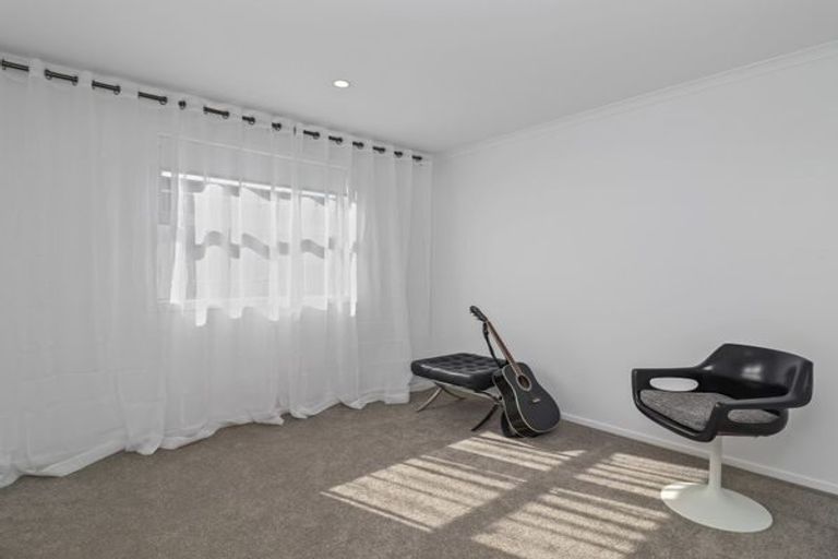 Photo of property in 4 Taniko Lane, Papamoa, 3118