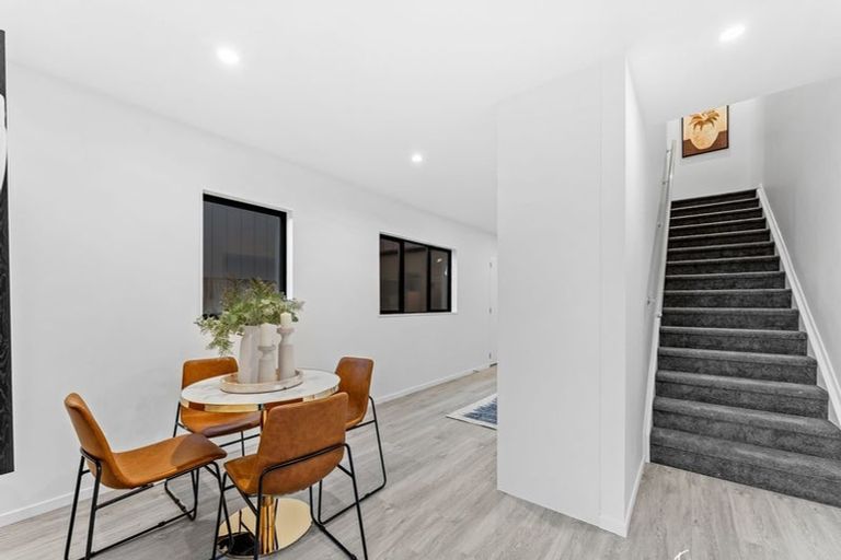 Photo of property in 8 Peara Place, Henderson, Auckland, 0610