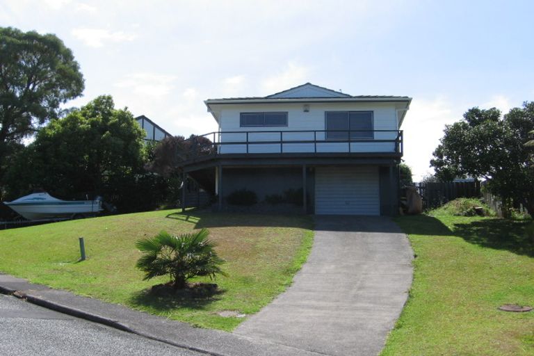 Photo of property in 5 Wilkinson Way, Browns Bay, Auckland, 0630