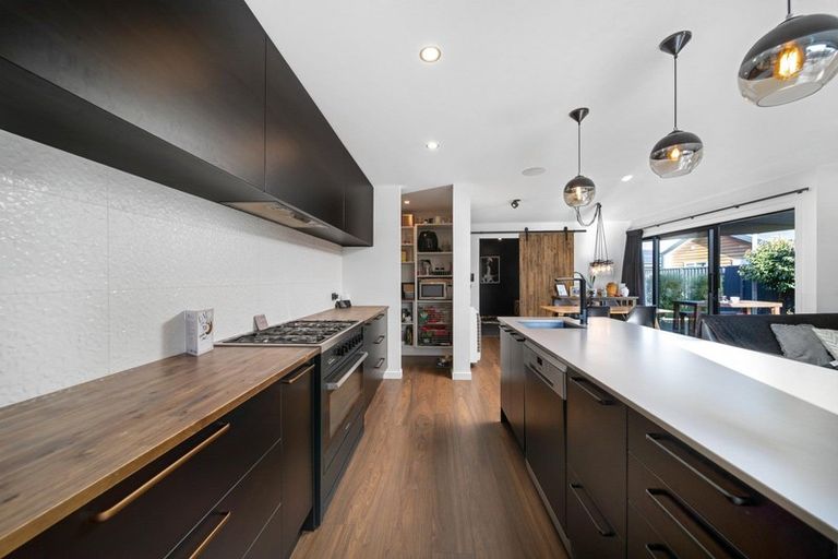 Photo of property in 11 Magnetic Place, Cromwell, 9310