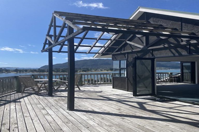 Photo of property in 23 Pine Grove, Tairua, 3508