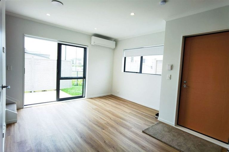 Photo of property in 37 Nganui Avenue, Takanini, 2112