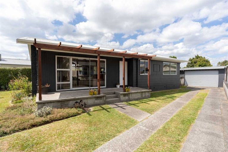 Photo of property in 16 Sadler Street, Fairview Downs, Hamilton, 3214