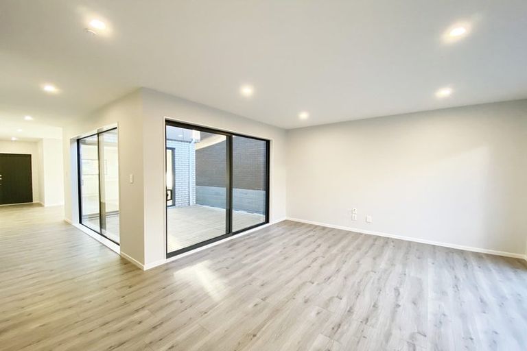 Photo of property in 38 Artemis Way, Flat Bush, Auckland, 2019