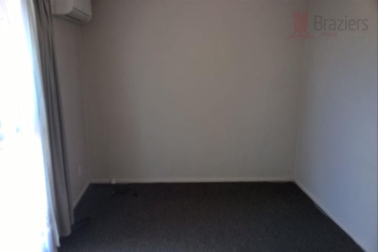 Photo of property in 1/90 Garlands Road, Woolston, Christchurch, 8023