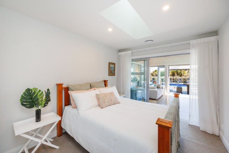 Photo of property in 9 Paterson Lane, Kelvin Grove, Palmerston North, 4470