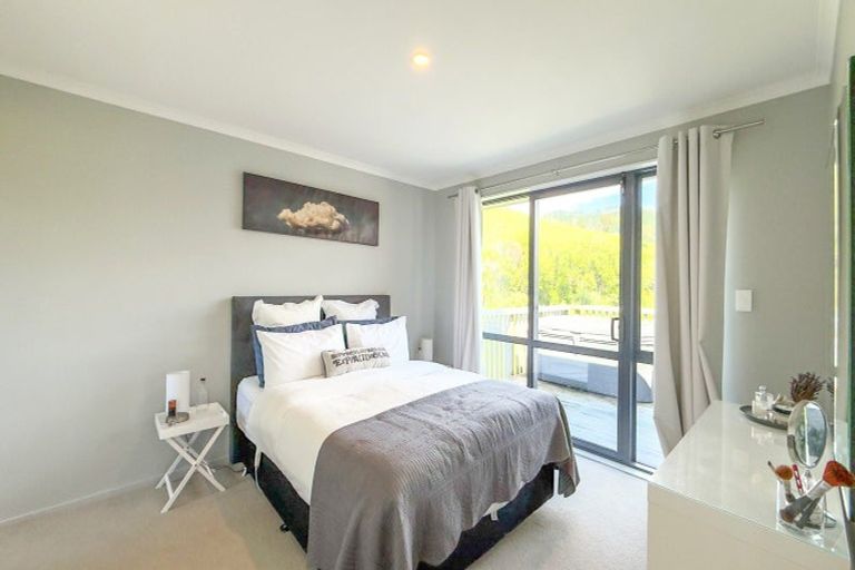 Photo of property in 100 Kon Tiki Road, Whiritoa, Whangamata, 3691