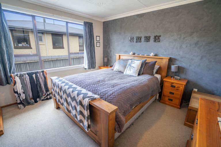 Photo of property in 100 Scott Street, Strathern, Invercargill, 9812