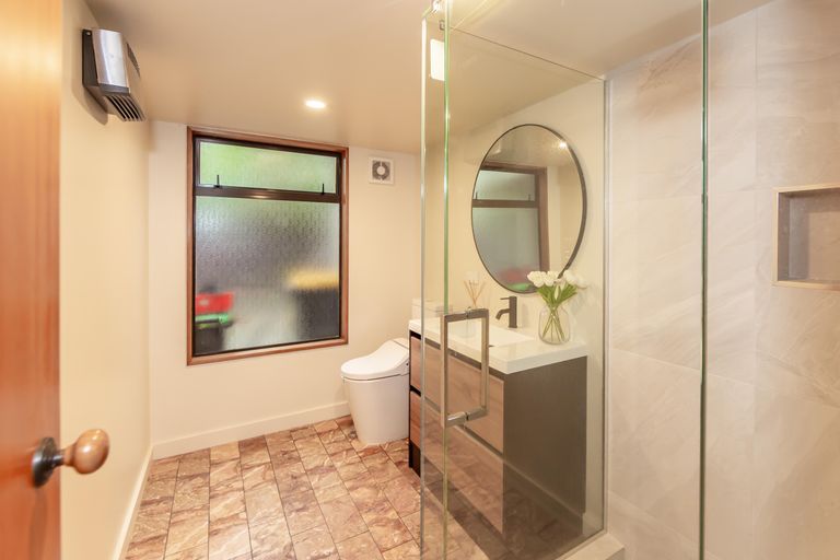 Photo of property in 33 O'connor Place, Burnside, Christchurch, 8053