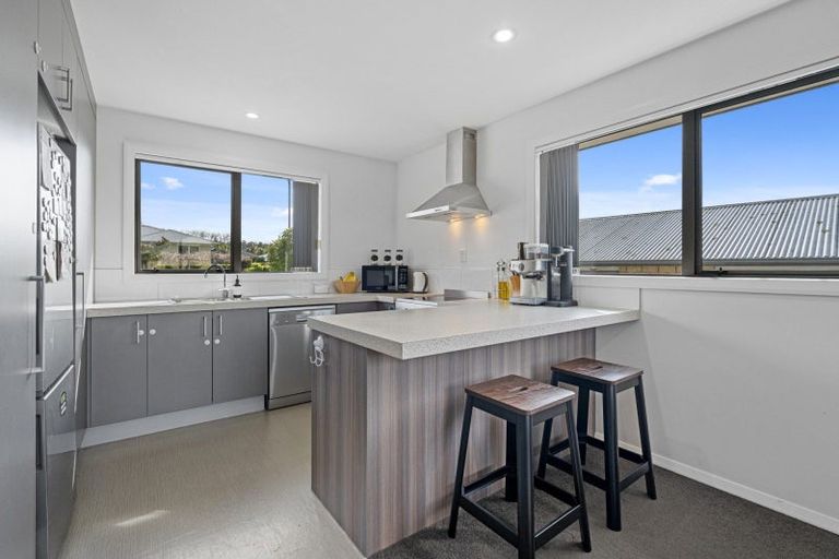 Photo of property in 40 Fairfax Crescent, Pyes Pa, Tauranga, 3112