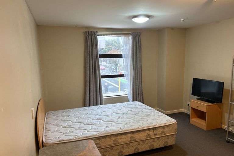 Photo of property in Aitken Street Apartments, 211/5 Aitken Street, Thorndon, Wellington, 6011