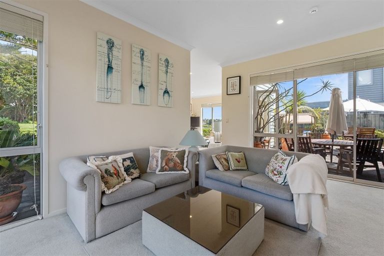 Photo of property in 4 East Point, Manly, Whangaparaoa, 0930