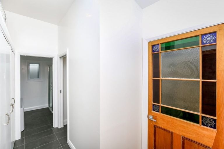 Photo of property in 157 Saint Aubyn Street, New Plymouth, 4310