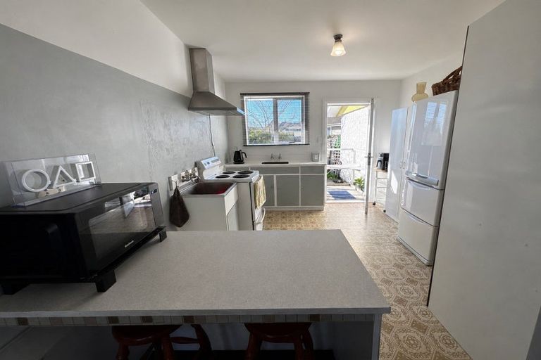Photo of property in 29b Hay Street, Bromley, Christchurch, 8062