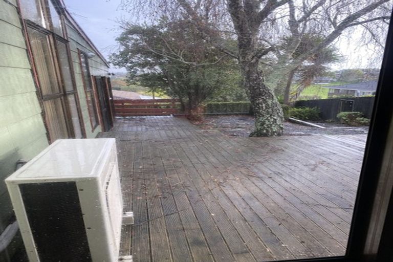 Photo of property in 34 Birman Close, Half Moon Bay, Auckland, 2012