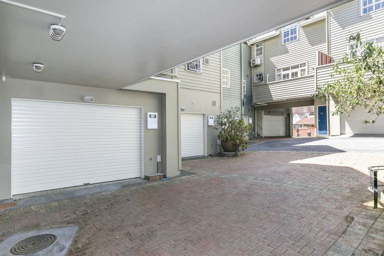 Photo of property in 9 Murphy Street, Thorndon, Wellington, 6011