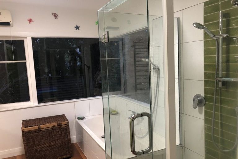 Photo of property in 56 Sylvan Valley Avenue, Titirangi, Auckland, 0604