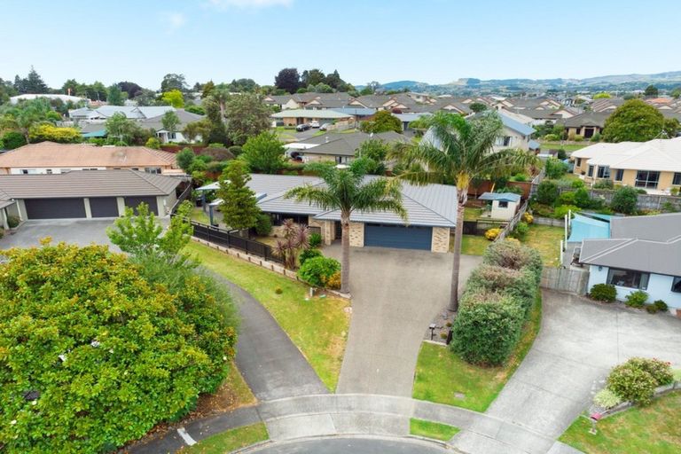 Photo of property in 12 Arrowfield Drive, Pyes Pa, Tauranga, 3112