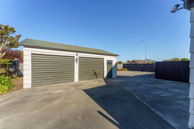 Photo of property in 2 Thompsons Road, Belfast, Christchurch, 8051