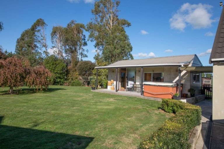Photo of property in 898 Rongotea Road, Rongotea, Palmerston North, 4476