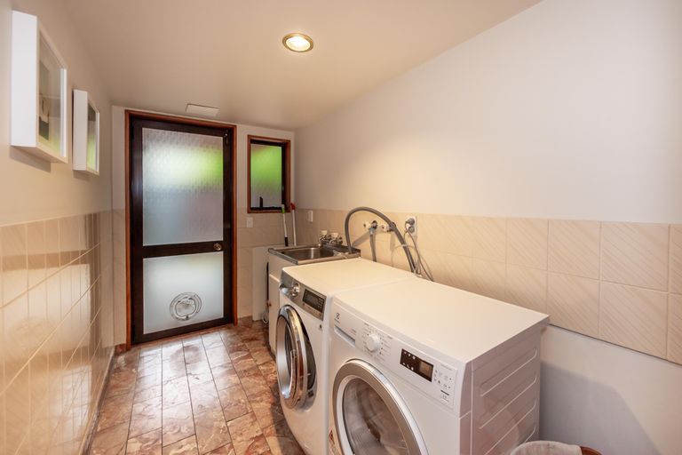 Photo of property in 33 O'connor Place, Burnside, Christchurch, 8053