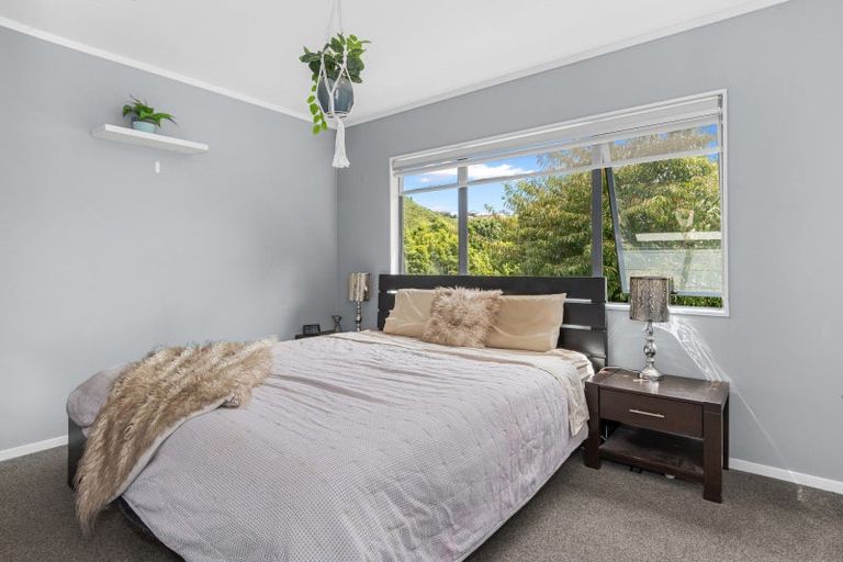 Photo of property in 8 Farrow Way, Welcome Bay, Tauranga, 3112