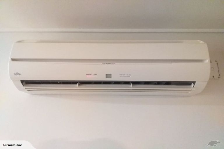 Photo of property in 25a Doris Gordon Crescent, Crofton Downs, Wellington, 6035